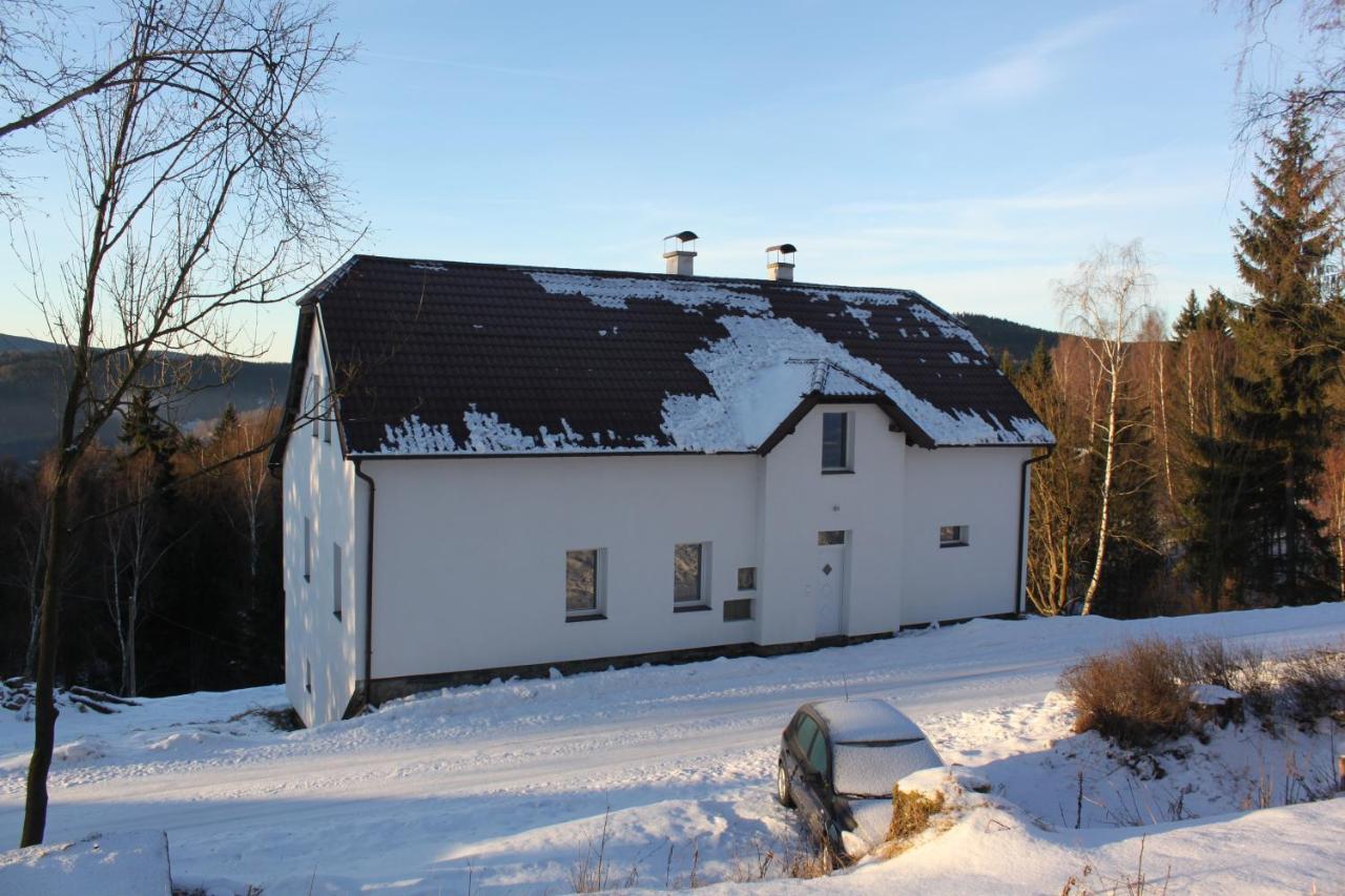 Horska Chata Hubertus Albrechtice v Jizerskych horach Exterior photo